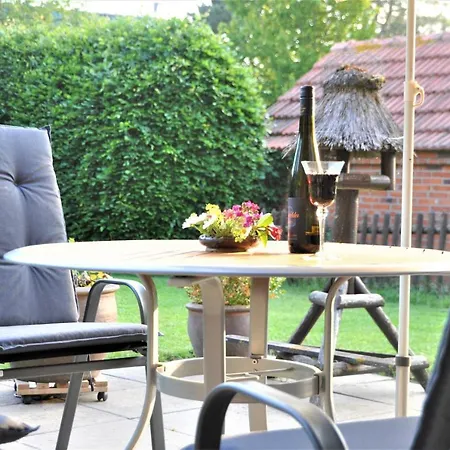 아파트 Im Gruenen Juemme 55175 Detern